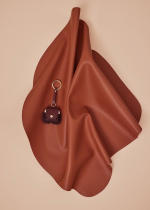 Breloczki Polène Airpods Case - Edition Duo Burgundy | OGKAE-0465